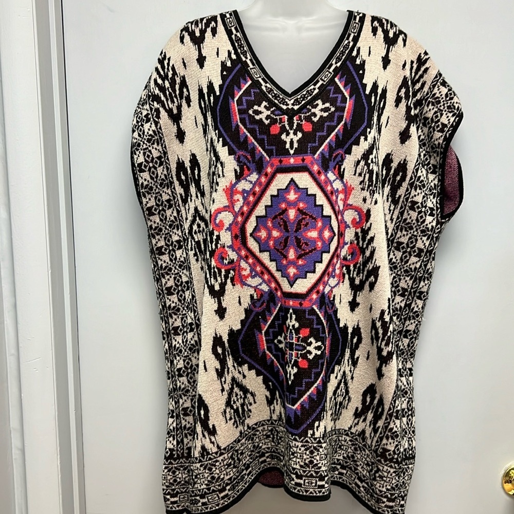 Jealous Tomato Knit Aztec Poncho Size S/M